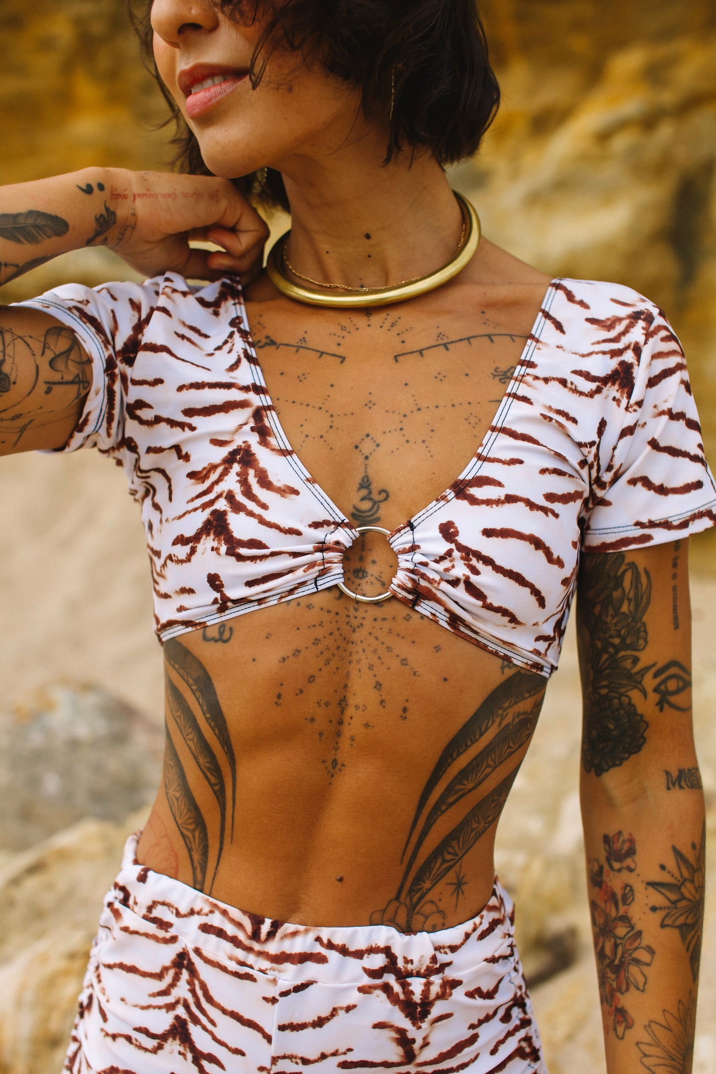 Ring top tiger white