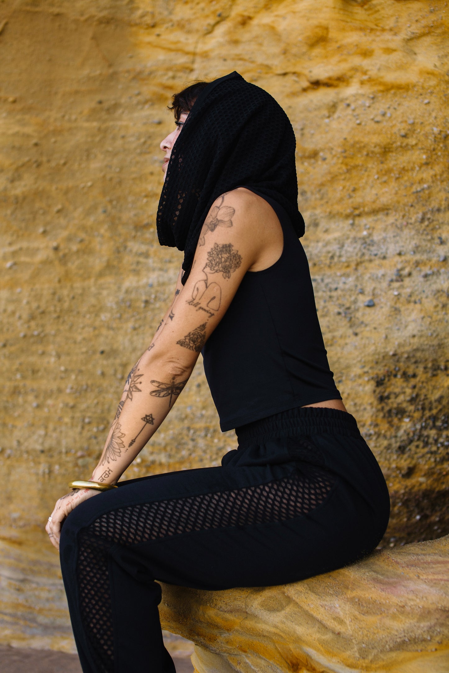 Tara pants black mesh