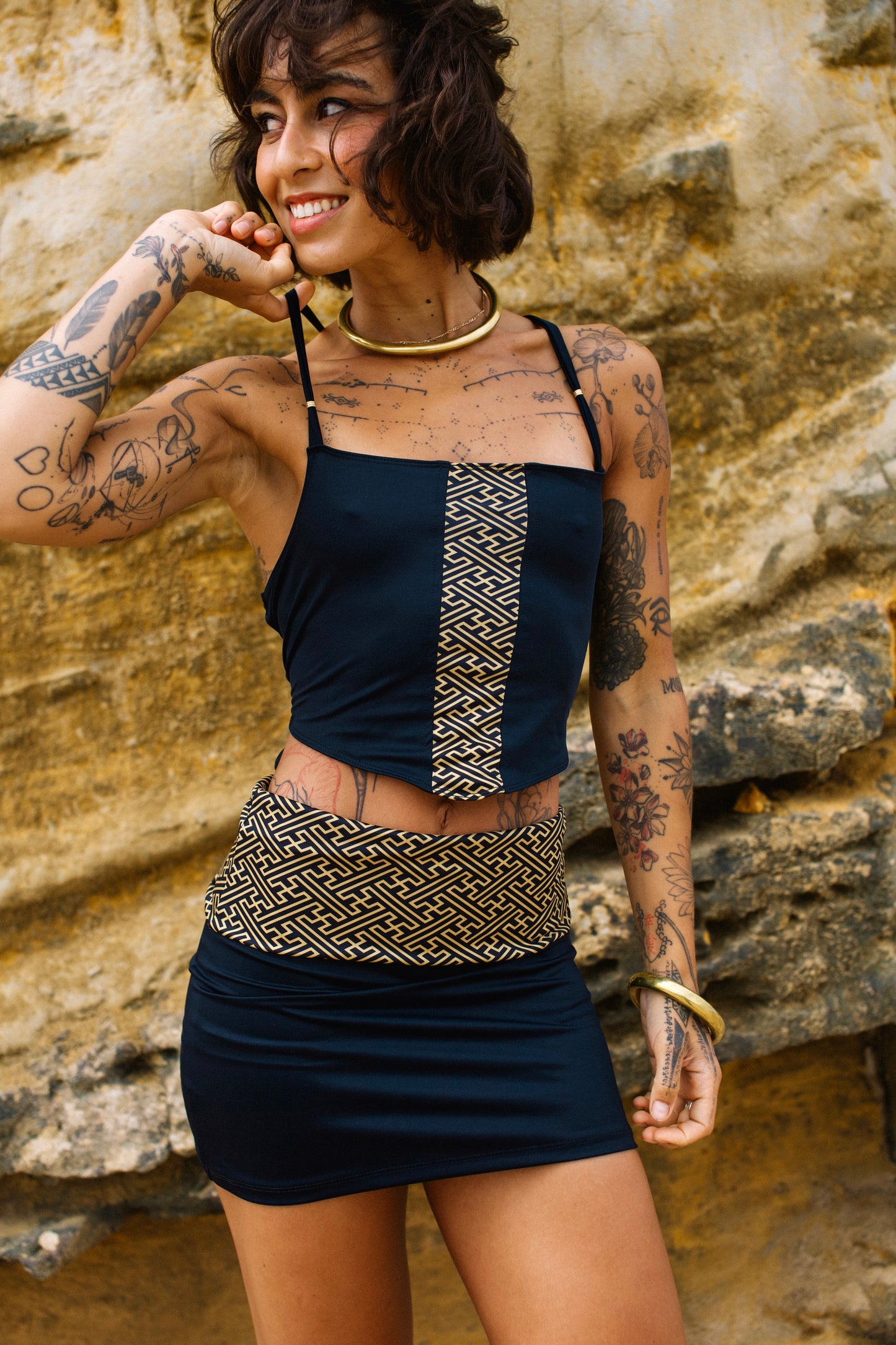 LEONI TOP SAYAGATA