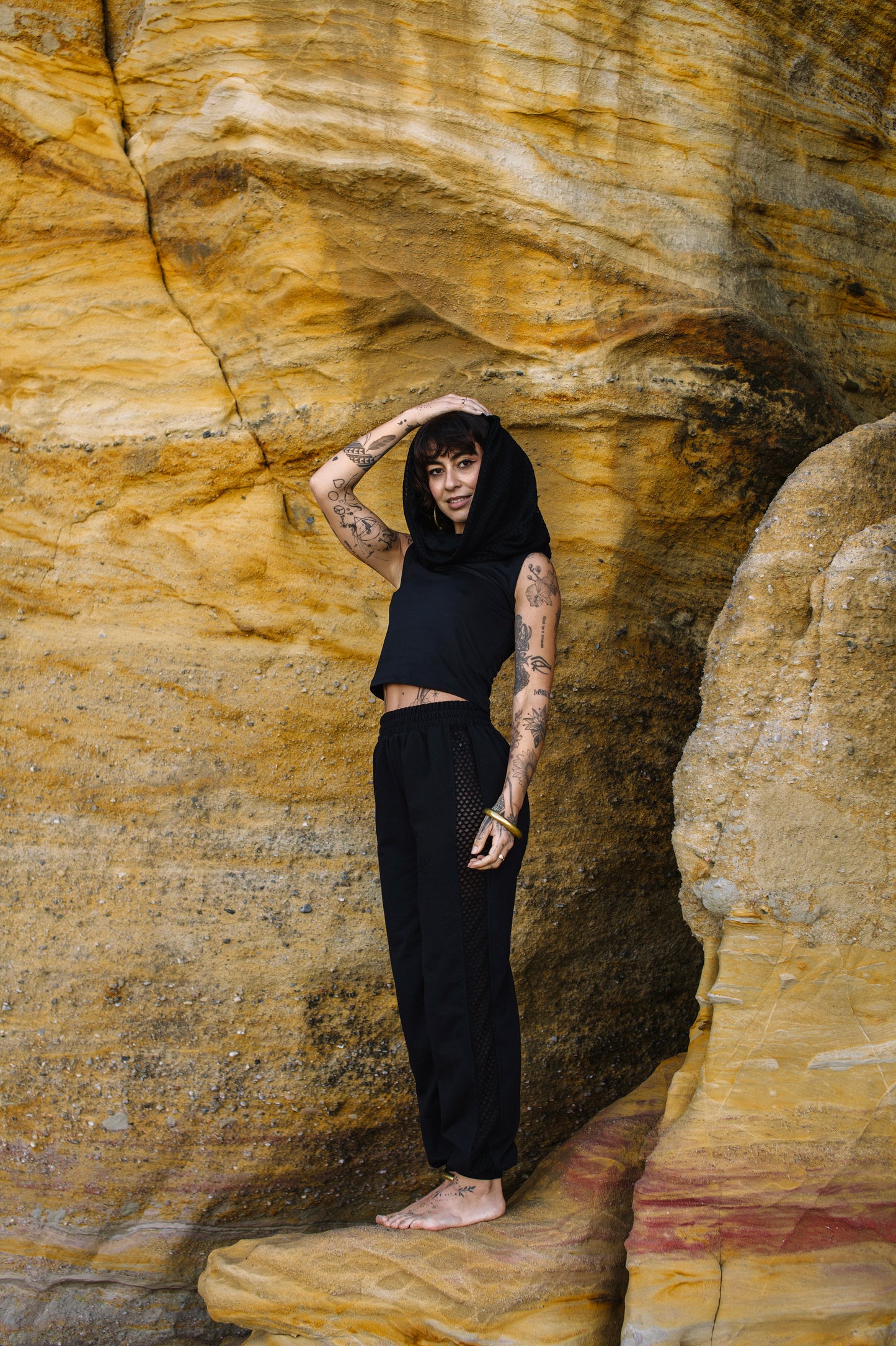 Tara pants black mesh