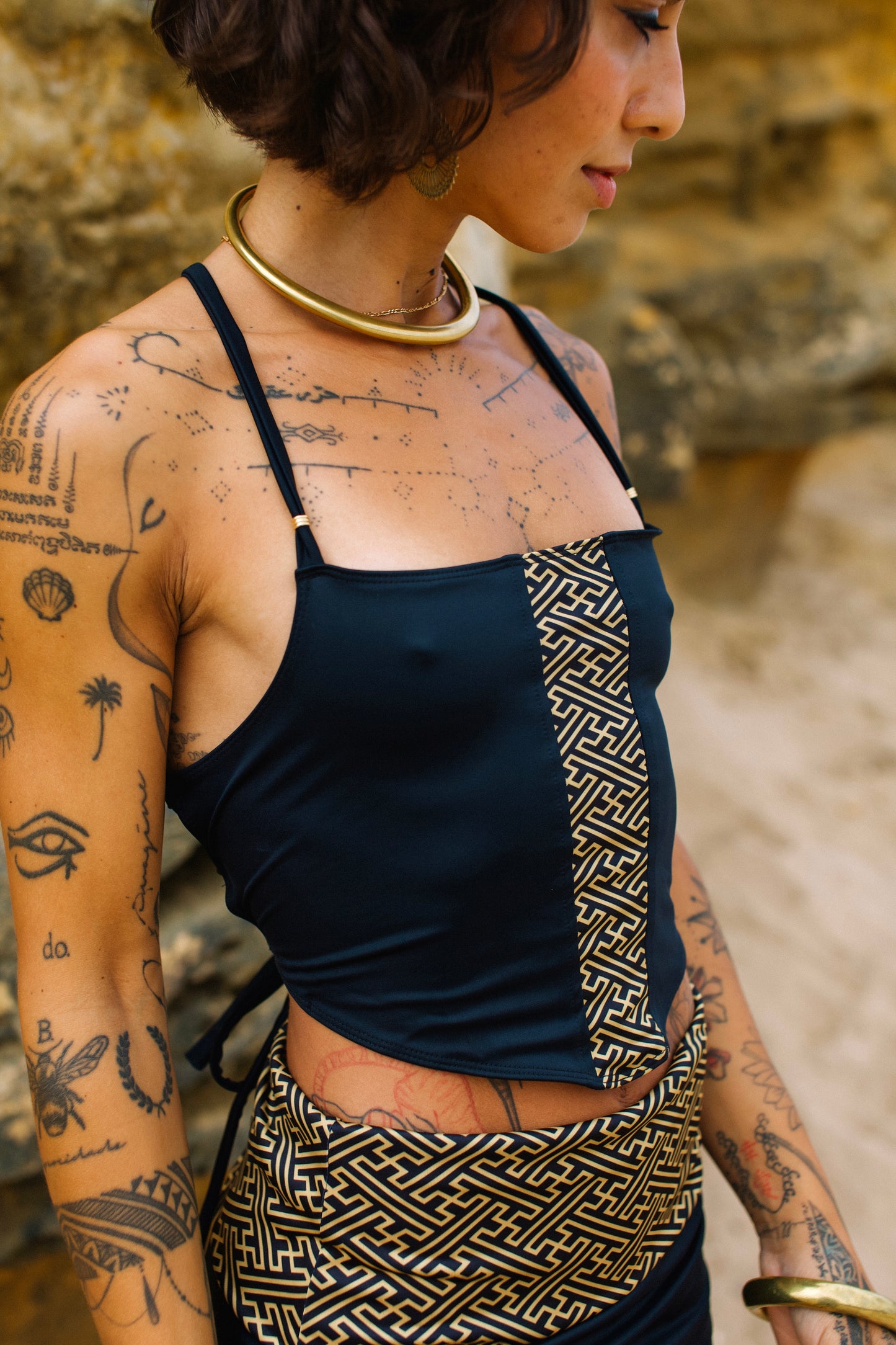 LEONI TOP SAYAGATA
