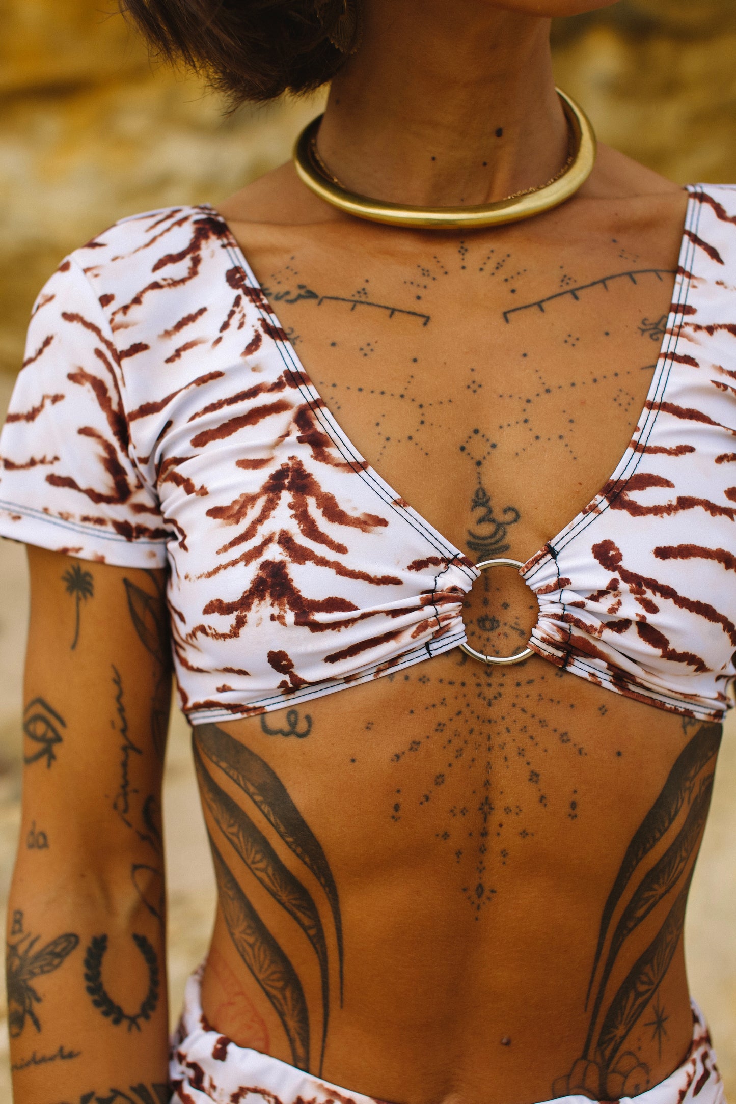 Ring top tiger white