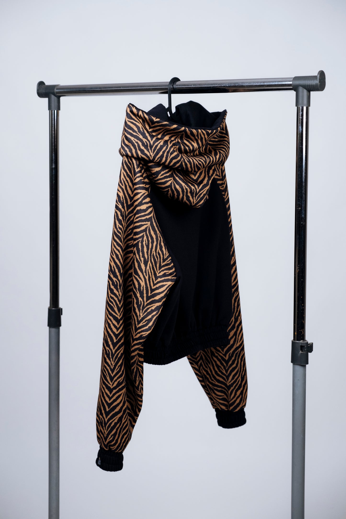 VENUS HOODIE ZEBRA COFFEE
