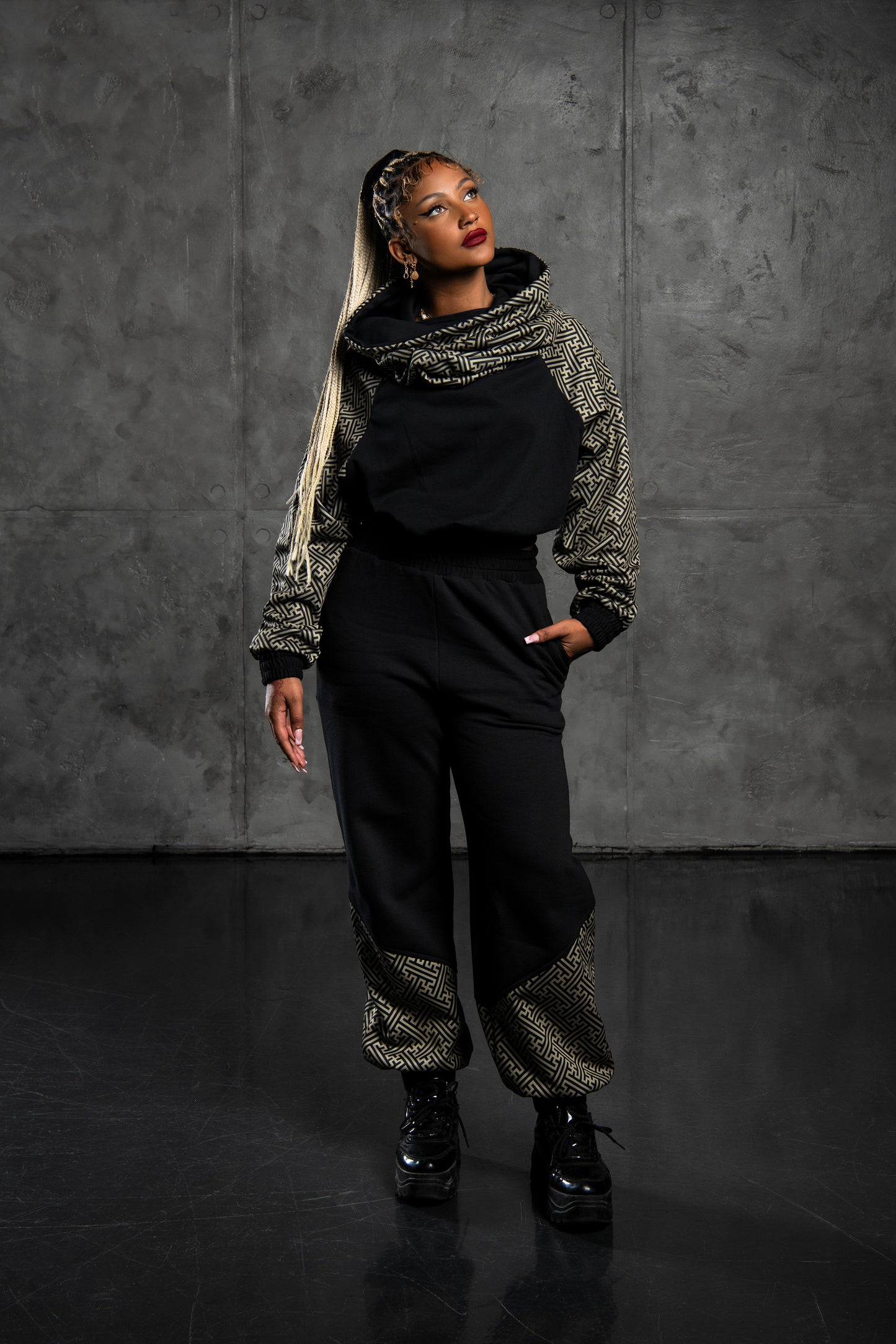 VENUS HOODIE SAYAGATA ARMY GOLD