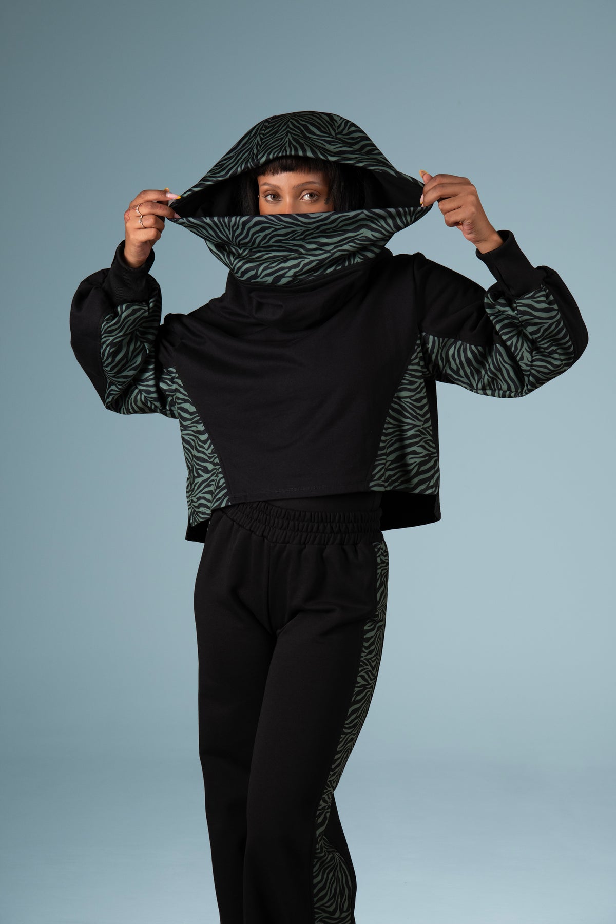 FREYA HOODIE ARMY DARK ZEBRA
