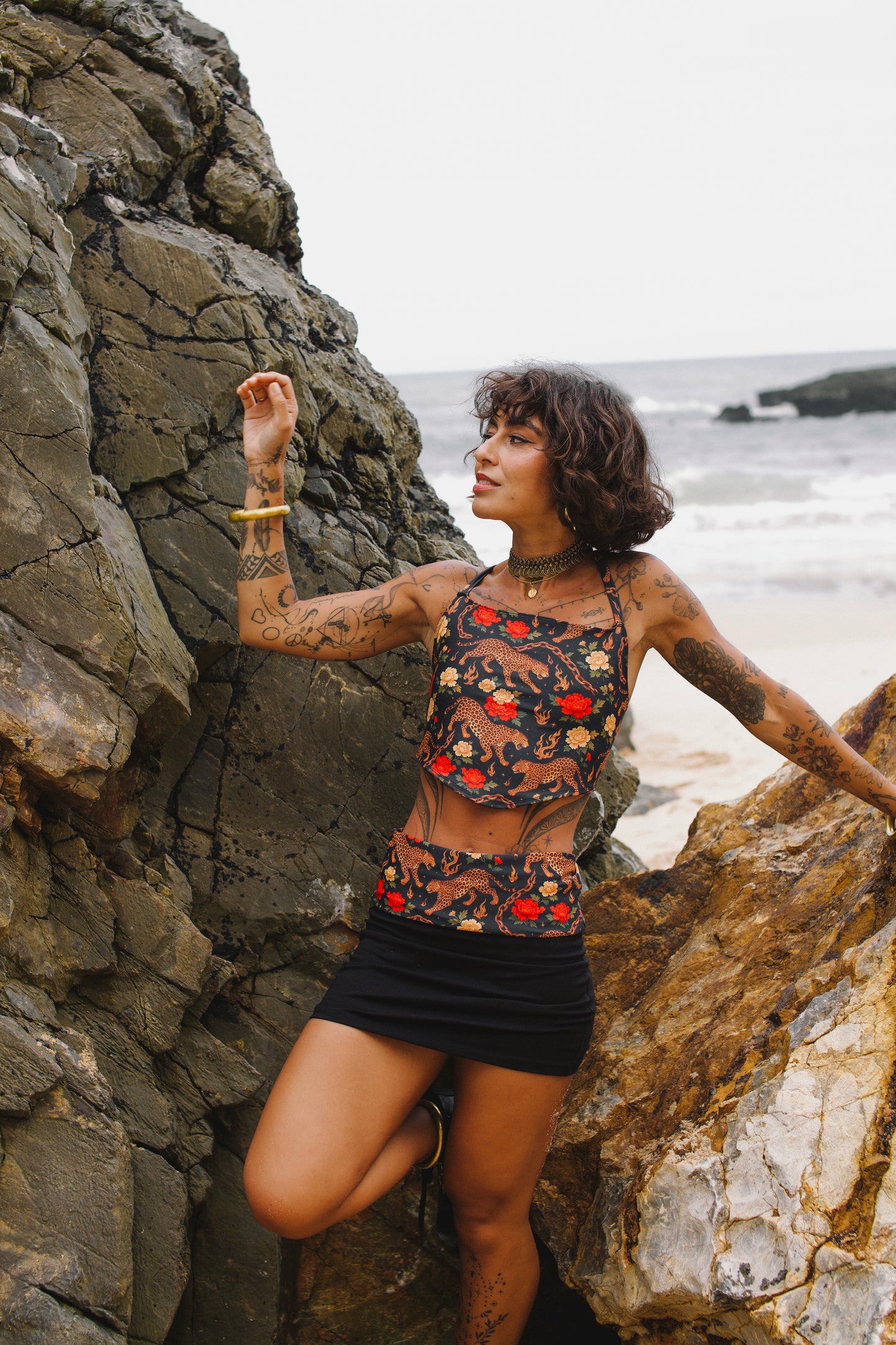 GODDESS SKORT MYSTICAL LEO