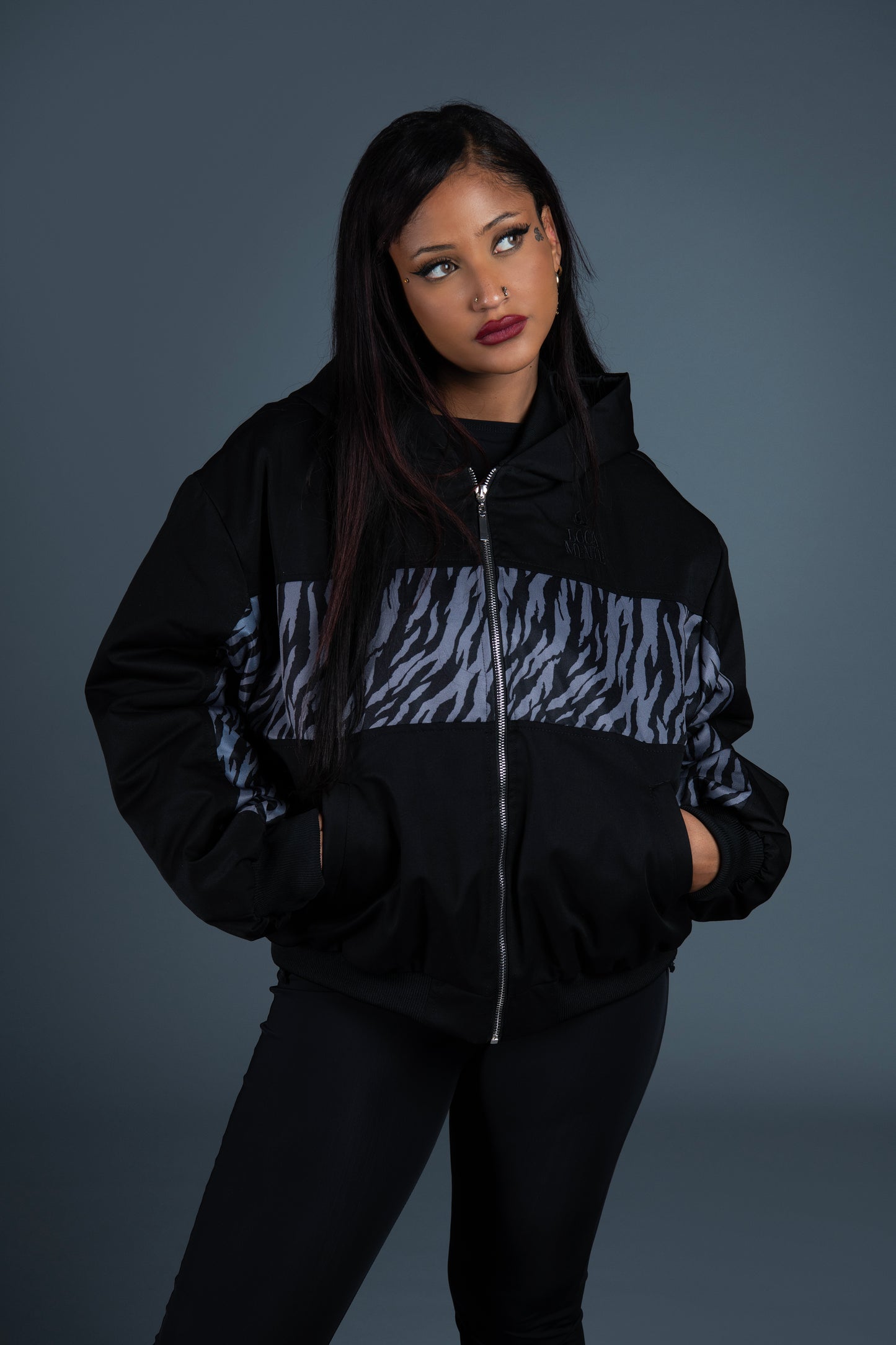 SHADOW BOMBER JACKET TIGER SILVER