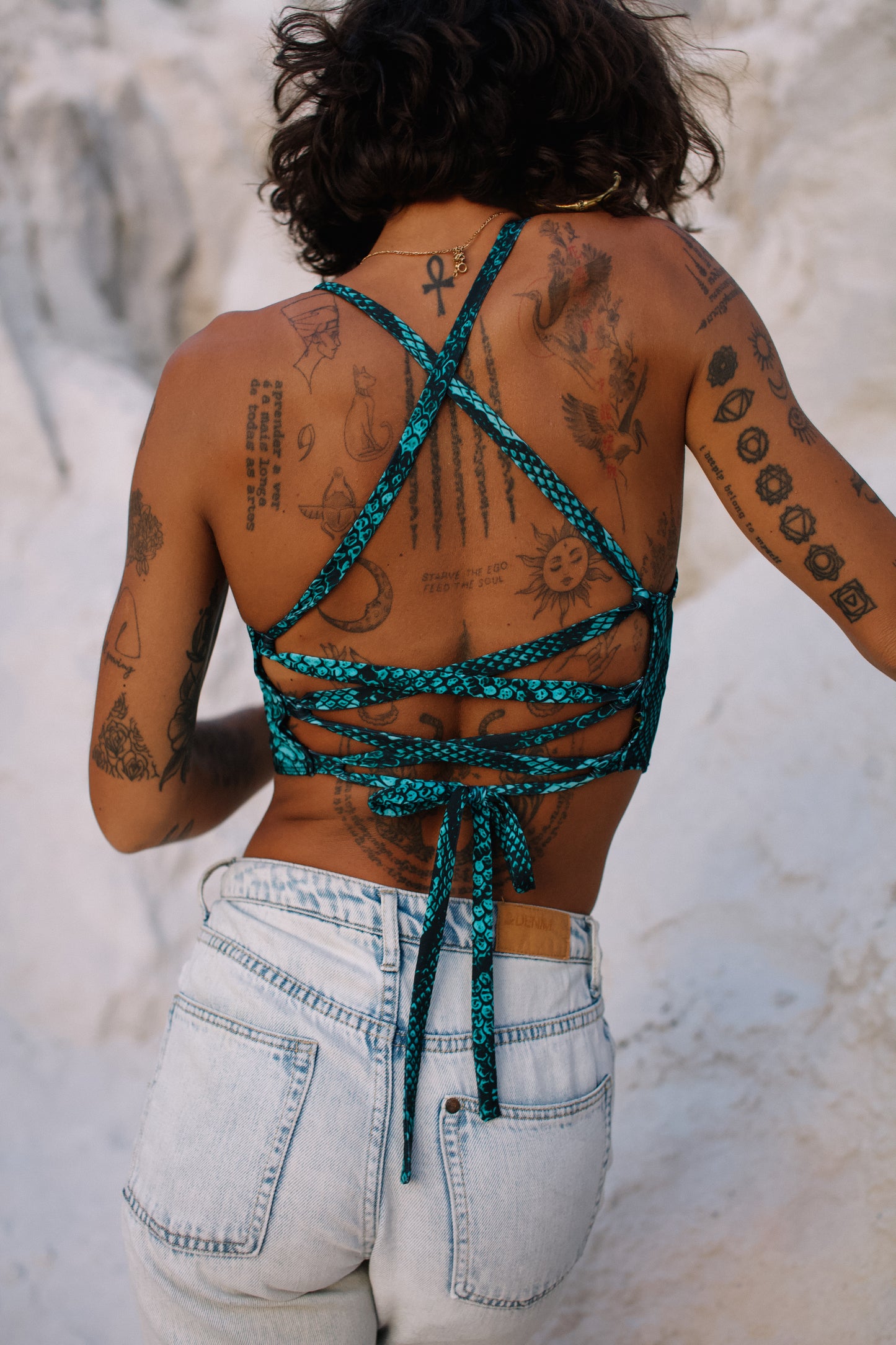 Leoni top snake