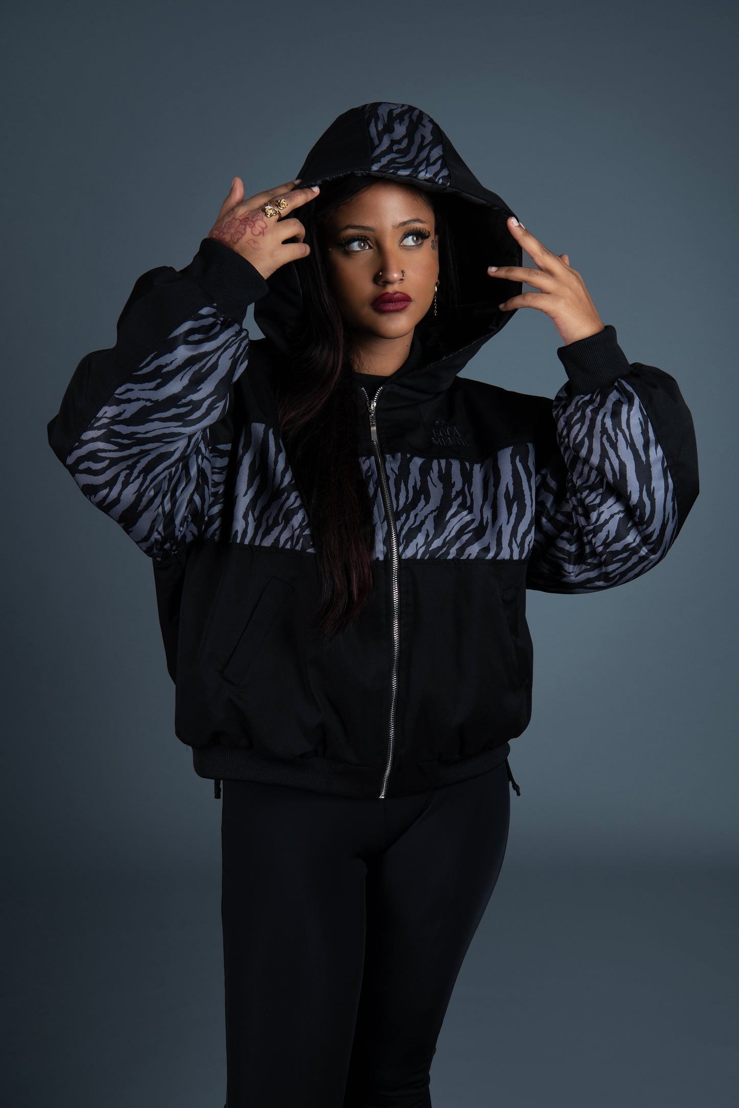 SHADOW BOMBER JACKET TIGER SILVER