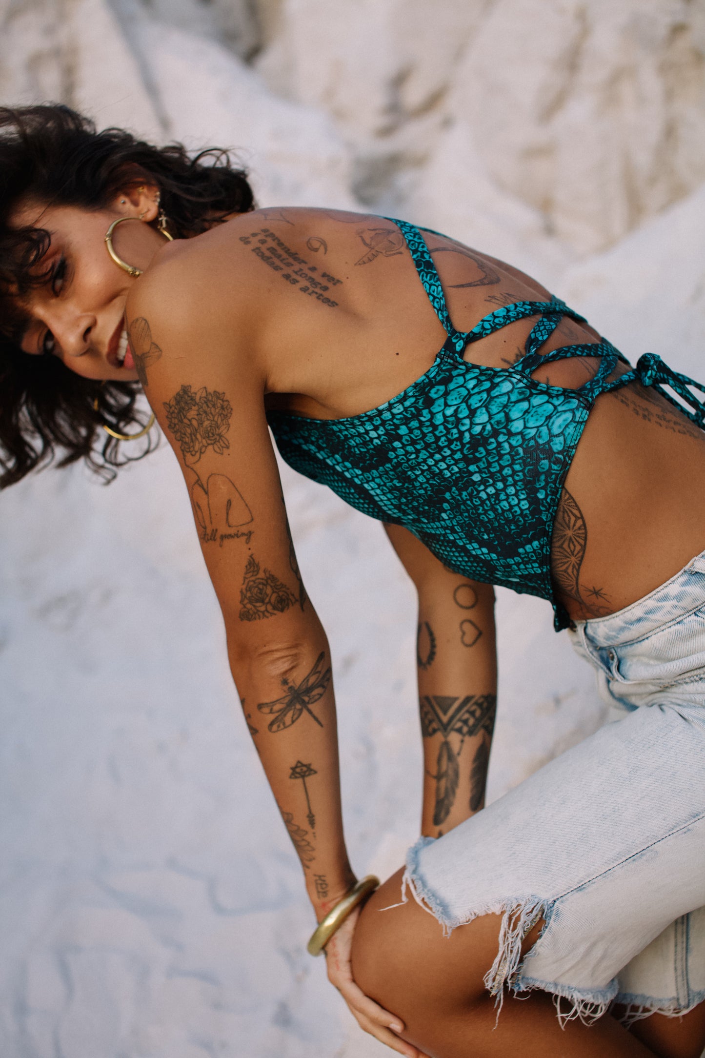 Leoni top snake